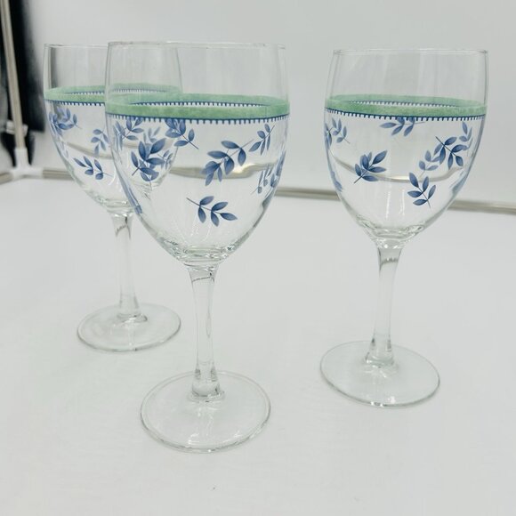Villeroy & Boch SWITCH 3 - 8 oz Wine Glasses Set Of 3 MINT - Picture 3 of 8